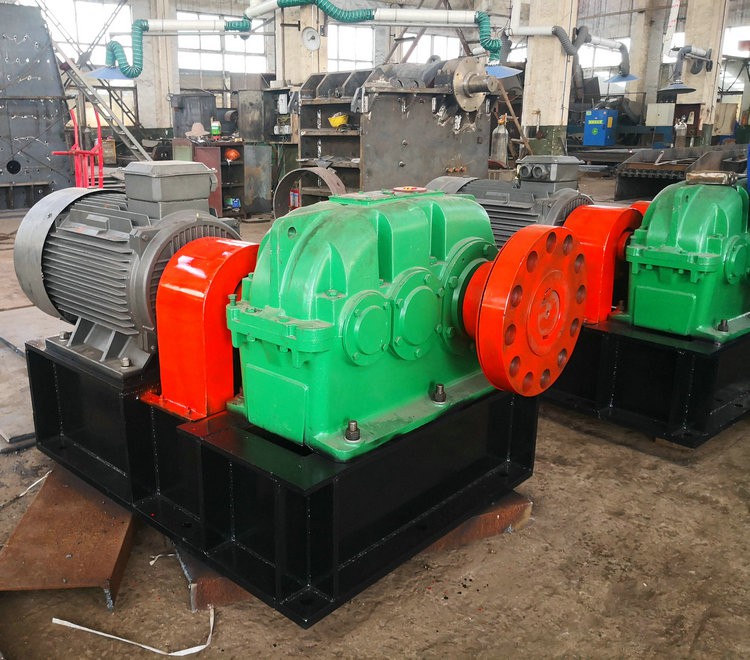 對(duì)輥破碎機(jī)